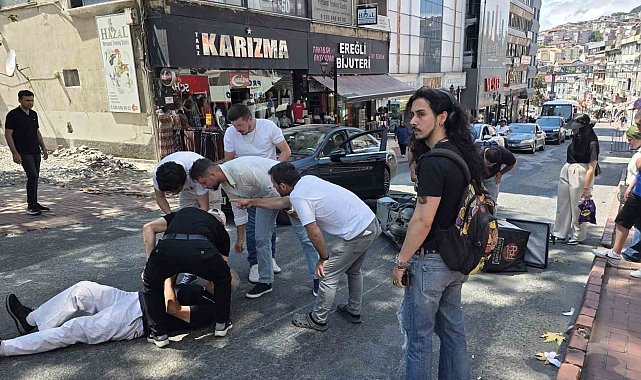 Ereğli'de motosikletin çarptığı yaya yaralandı