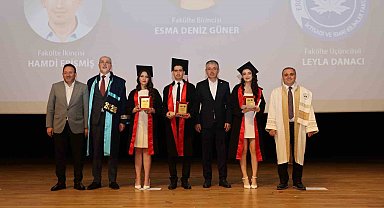 ERÜ İİBF 44. dönem mezunlarını verdi
