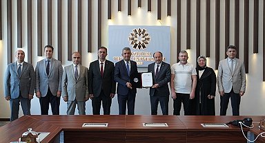 Erzurum Lisesi'nin tarihi yazılacak