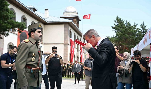 Erzurum'da 107 yıllık coşku ve heyecan