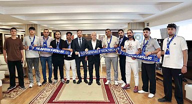 Erzurumspor taraftar gruplarından Başkan Sekmen'e ziyaret