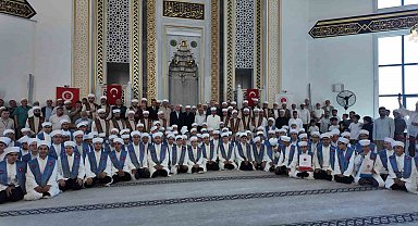 Esenler'de 114 hafız icazet aldı