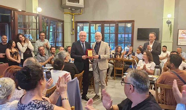 Eskişehir sağlık teşkilatından emekli olan Ömer Faruk Üresin'e vefa yemeği