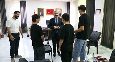 Eskişehir'de çocuk evleri sitesi sakinlerinden anlamlı aşure etkinliği