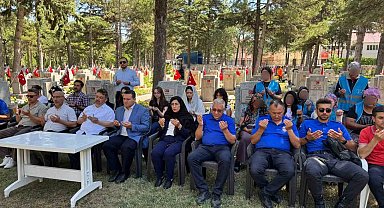 Eskişehir'de şehitleri anma programı gerçekleştirildi