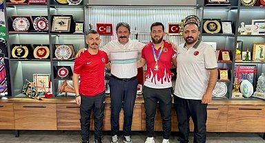 Eskişehirli güreşçiler Türkiye ikincisi oldu