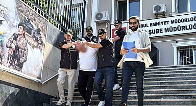 Fatih'te kılık değiştirip 4 kilogram altın vurgunu yapan 2 şüpheli yakalandı