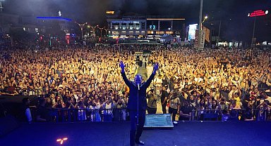 Ferhat Göçer Erzincan'ı coşturdu