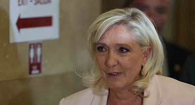 Fransa'da Marine Le Pen'e 3 yıl hapis ve 45 ay siyasi yasak