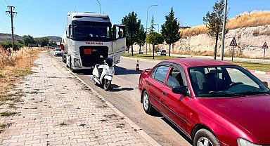 Gaz yüklü tır otomobile çarptı: 1 yaralı