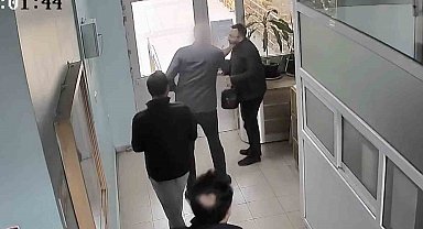 Gazeteciye tokat atan doktora adli para cezası