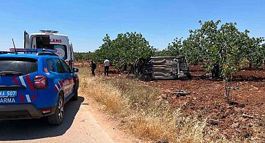Gaziantep'te takla atan otomobilde 3 kişi yaralandı