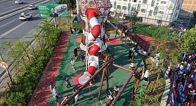 Gaziosmanpaşa'da Dünya Kupası temalı park törenle açıldı