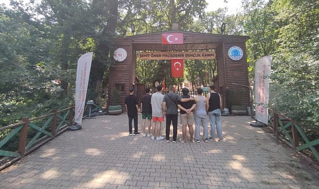 Gençler gençlik kampında bir araya geldi