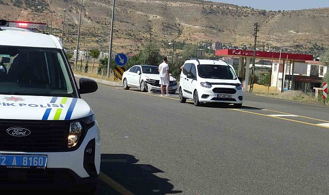 Gercüş çevre yolunda kaza