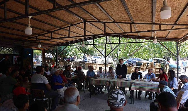 Gökçeada Kaymakamı vatandaşlarla bir araya geldi