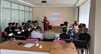 Hastane personeline "Kişiler arası iletişim" eğitimi verildi
