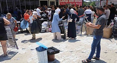 Hatay'da mağaza açılışında izdiham