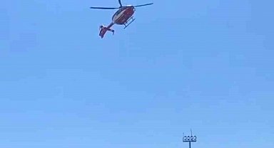 Hipotermi tedavisi gören bebek, ambulans helikopterle Diyarbakır'a sevk edildi