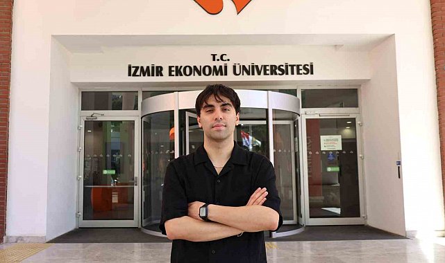 İEÜ'lü Kerem'e Avrupa'dan kabul