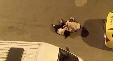 Iğdır'da 3 kadının sokak kavgası cep telefonu kamerasında