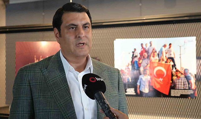 İHA'nın 15 Temmuz sergisini gezen Başkan Yılmaz: "O gün İHA da en az Türk milleti gibi cesurca hareket etti"