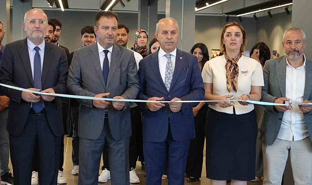 İhlas Haber Ajansı Gaziantep'te 15 Temmuz sergisi açtı