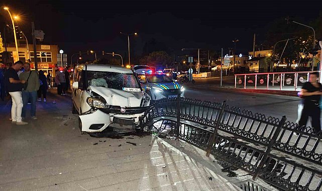 İki motosiklete çarpan sürücü ortalığı savaş alanına çevirdi: 1 ölü, 3 yaralı