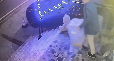 İlginç hırsızlık: Petshop önündeki mama kutusunu çaldı