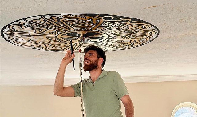 İmamın sanat sevgisi camiye yansıdı