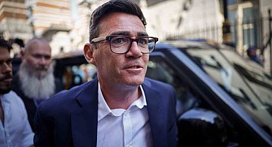 İngiltere'de milletvekili Andy Burnham, başbakan olmaya çok yakın
