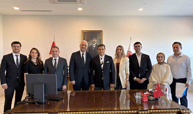 İstanbul Yeni Yüzyıl Üniversitesi ile TACEV arasında robotik kodlama işbirliği