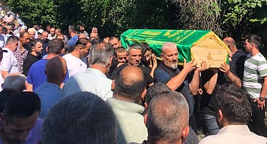 İstanbul'da kazada ölen genç, Zonguldak'ta son yolculuğuna uğurlandı