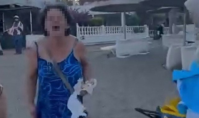 İzmir'de plajda sözlü saldırı kameraya yansıdı