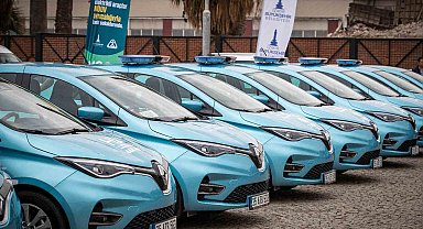 İzmir'in elektrikli araç filosuyla 25 milyon lira tasarruf