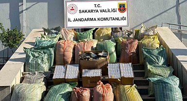Jandarmadan 1 tonluk tütün operasyonu: 2 gözaltı