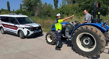 Jandarmadan çiftçilere trafik ve yangın uyarısı