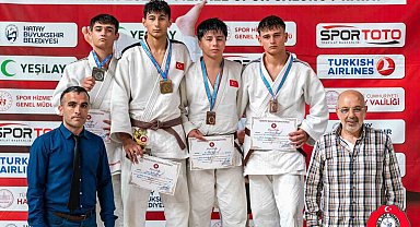 Kağıtspor sporcuları kürsüye ambargo koydu