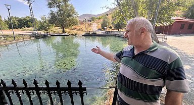 Kahramanmaraş'taki Balıklı Göl, berrak suyu ve balıklarıyla ziyaretçilerini ağırlıyor