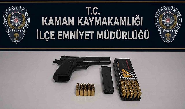 Kaman'da ruhsatsız tabanca ve 52 fişek ele geçirildi