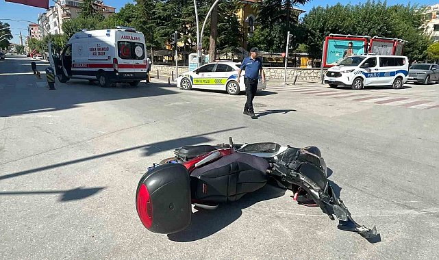 Karaman'da motosikletler çarpıştı: 2 yaralı