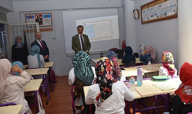 Kaymakam Güldoğan,Yaz Kur'an Kursu öğrencileriyle buluştu