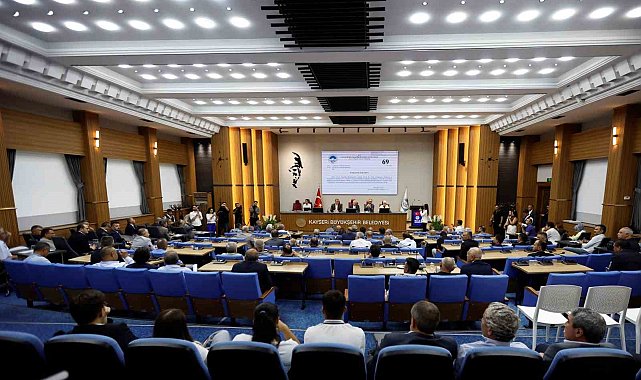 Kayseri Büyükşehir Meclisi'nde Başkan Büyükkılıç imzasıyla önemli kararlar