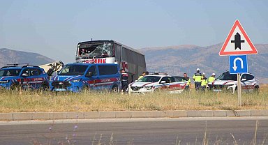 Kazazedeler ve yakınları otobüs firmasından şikayetçi: "Bu otobüsün iki katlı olduğunu binerken öğrendim"