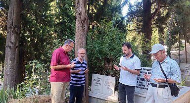 Kazım Baykal vefatının 33.yıl dönümünde mezarı başında anıldı