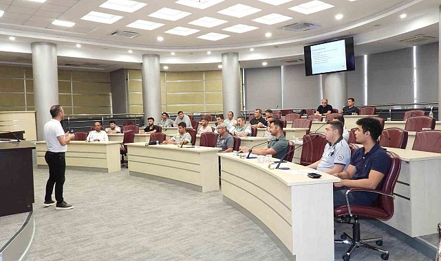 Kepez Belediyesi'nden personele "Afetlerde İş Güvenliği Eğitimi"