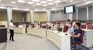 Kepez Belediyesi'nden personele "Afetlerde İş Güvenliği Eğitimi"
