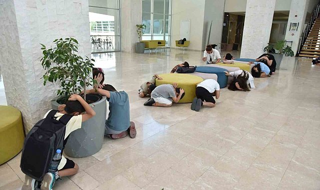 Kepez'de deprem ve yangın tatbikatı