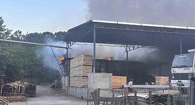 Kereste işletmesinde korkutan yangın