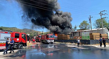 Kocaeli'deki boya fabrikası yangınında acı haber: 1 işçi hayatını kaybetti